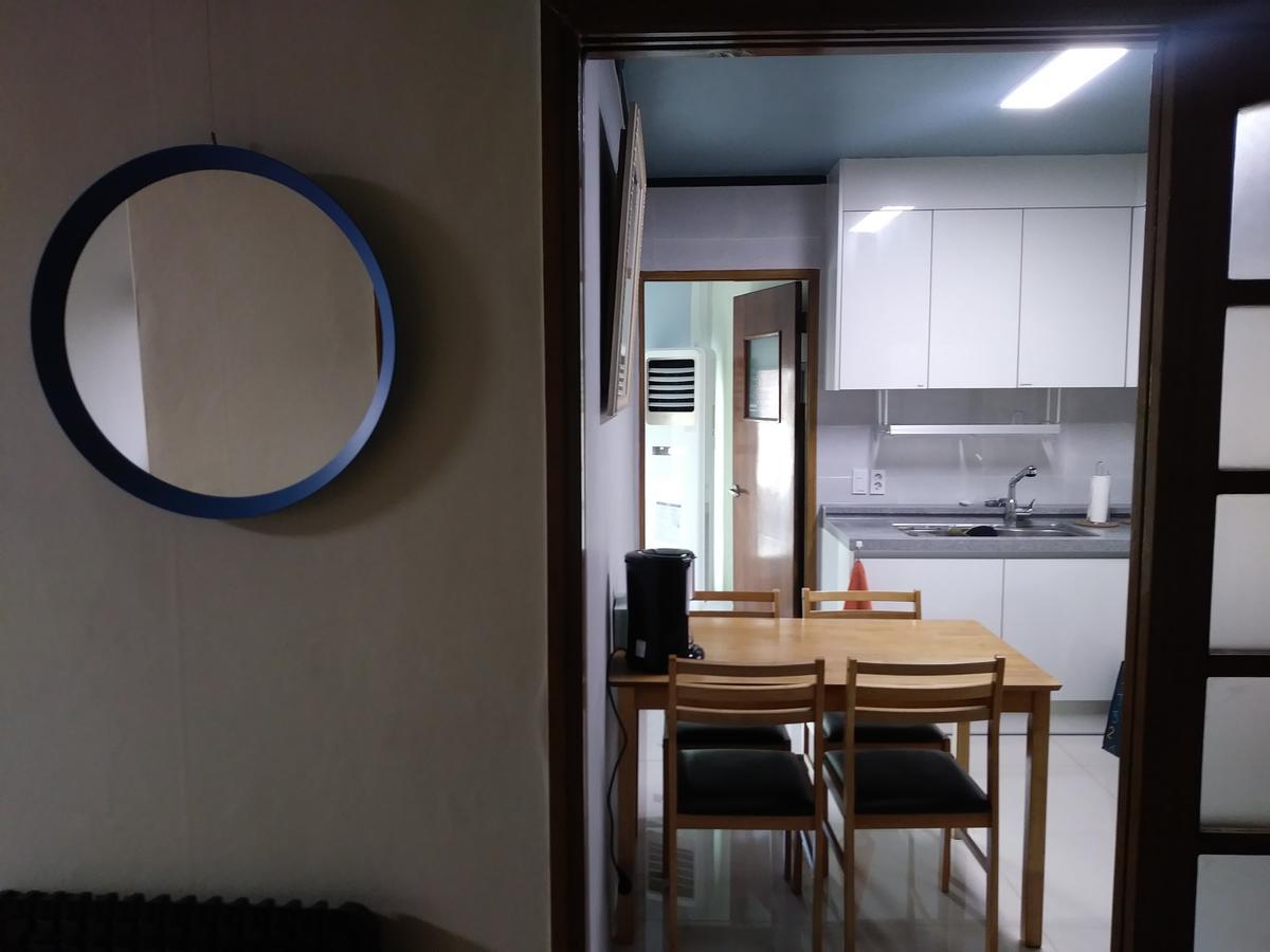 Busan Backpackers Eksteriør billede