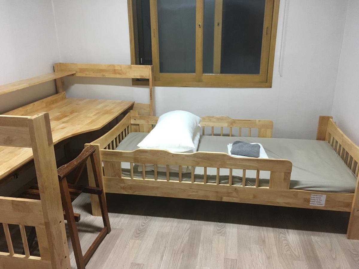 Busan Backpackers Værelse billede