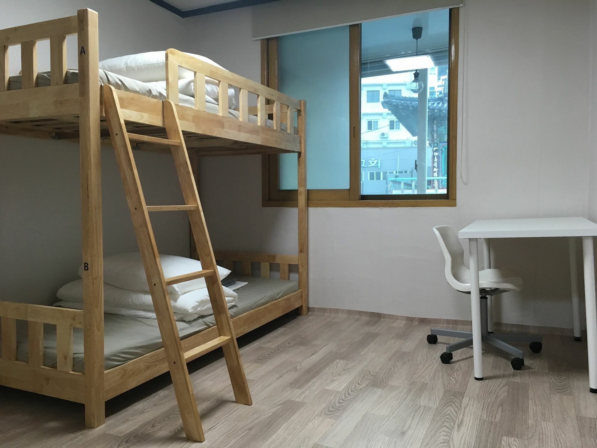 Busan Backpackers Eksteriør billede